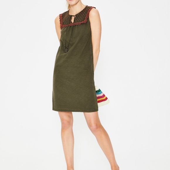 Boden Dresses & Skirts - Boden Nella Jersey Dress Embroidered Olive Green Pink